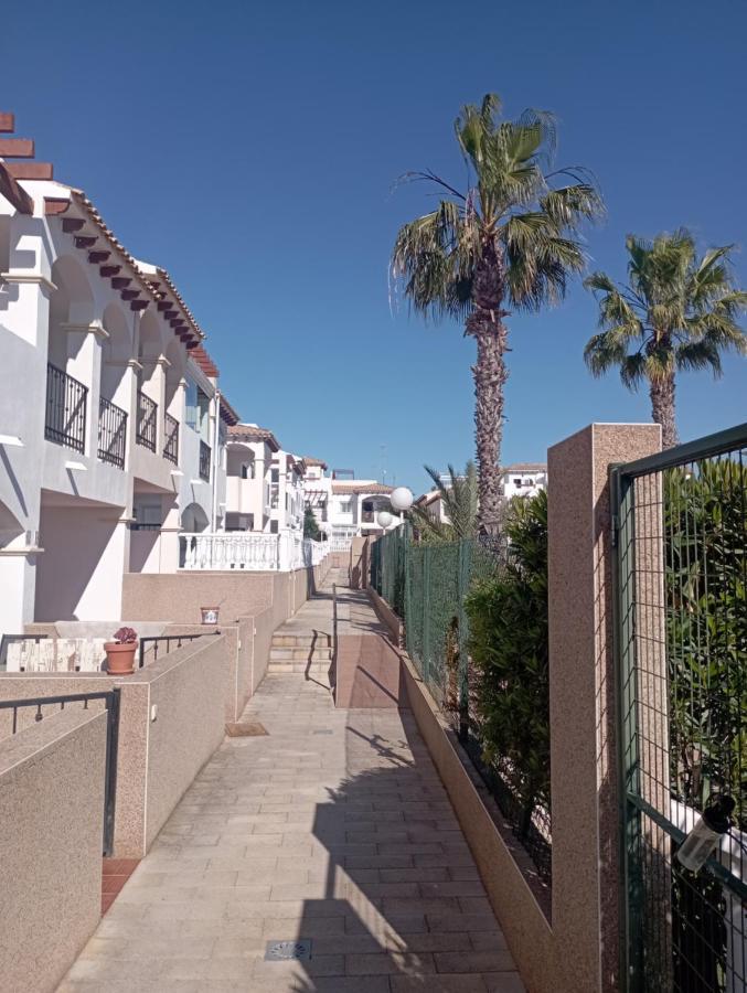 אליקאנטה Spectacular Apartment In Punta Prima מראה חיצוני תמונה