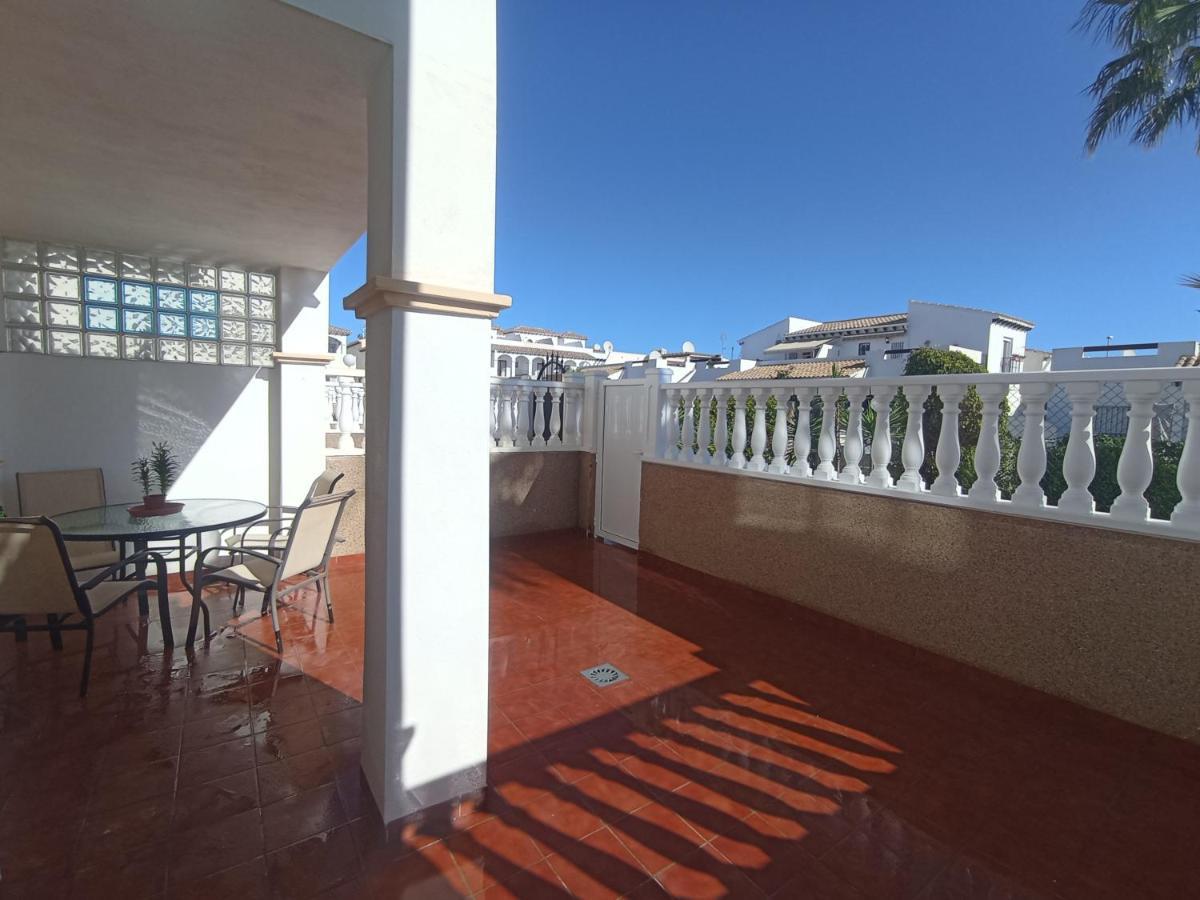 אליקאנטה Spectacular Apartment In Punta Prima מראה חיצוני תמונה